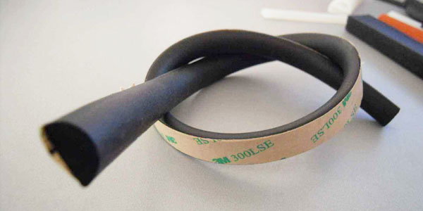 快幹矽(guī)膠膠(jiāo)水可粘接金屬、塑膠等材質 快幹矽(guī)膠膠水可粘接金屬、塑膠等材質