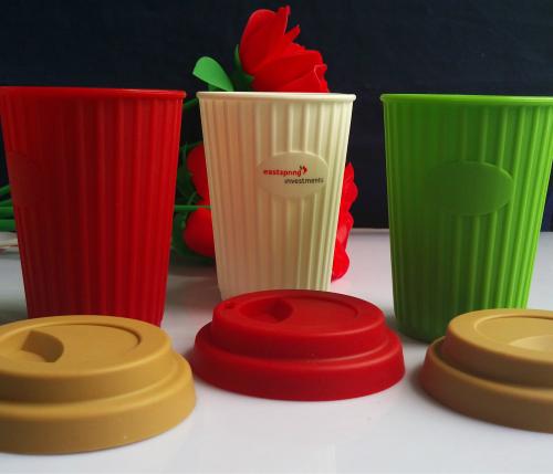 矽(guī)膠水杯製品(pǐn).jpg 矽(guī)膠水杯製品.jpg