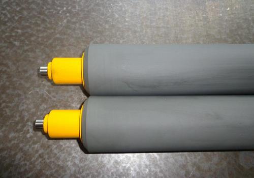 包矽膠輥筒用(yòng)什麽膠(jiāo)水.jpg 包矽膠輥筒用什麽膠水.jpg