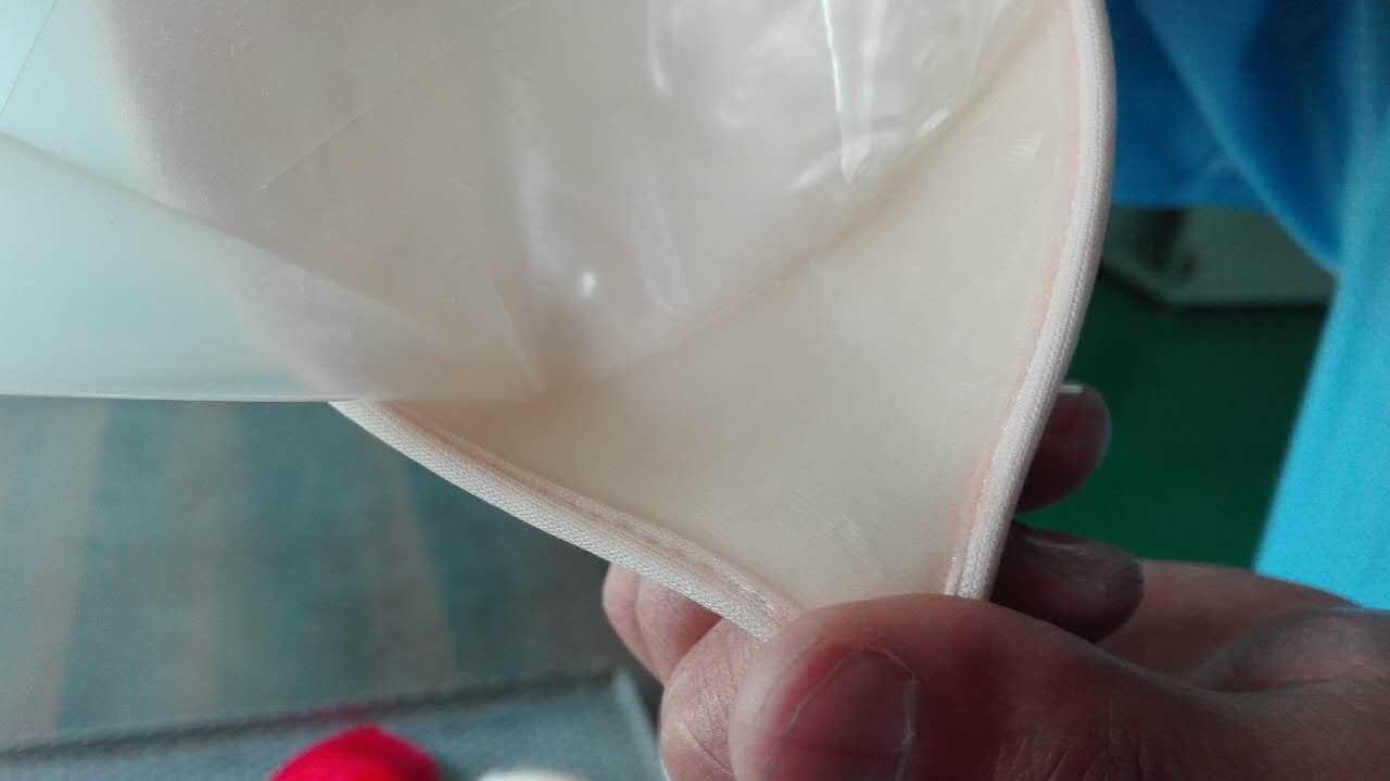 檢查是否(fǒu)掉膠 檢查是(shì)否掉膠