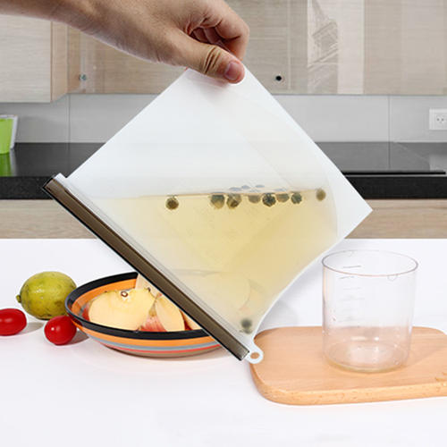 1606782031384133.jpg 矽膠(jiāo)保鮮袋(dài).jpg