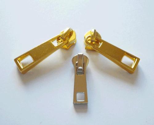 粘尼(ní)龍拉頭的(de)膠水.jpg 粘尼(ní)龍拉頭的膠水.jpg