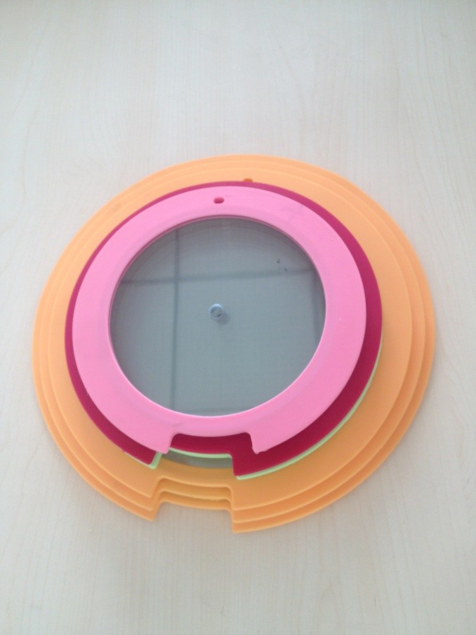 玻璃與矽膠相粘用什(shí)麽膠水.jpg 玻璃與矽膠(jiāo)相粘用什麽膠水.jpg