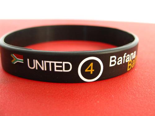 矽膠(jiāo)手環專用膠水.jpg 矽膠手環專(zhuān)用(yòng)膠水.jpg