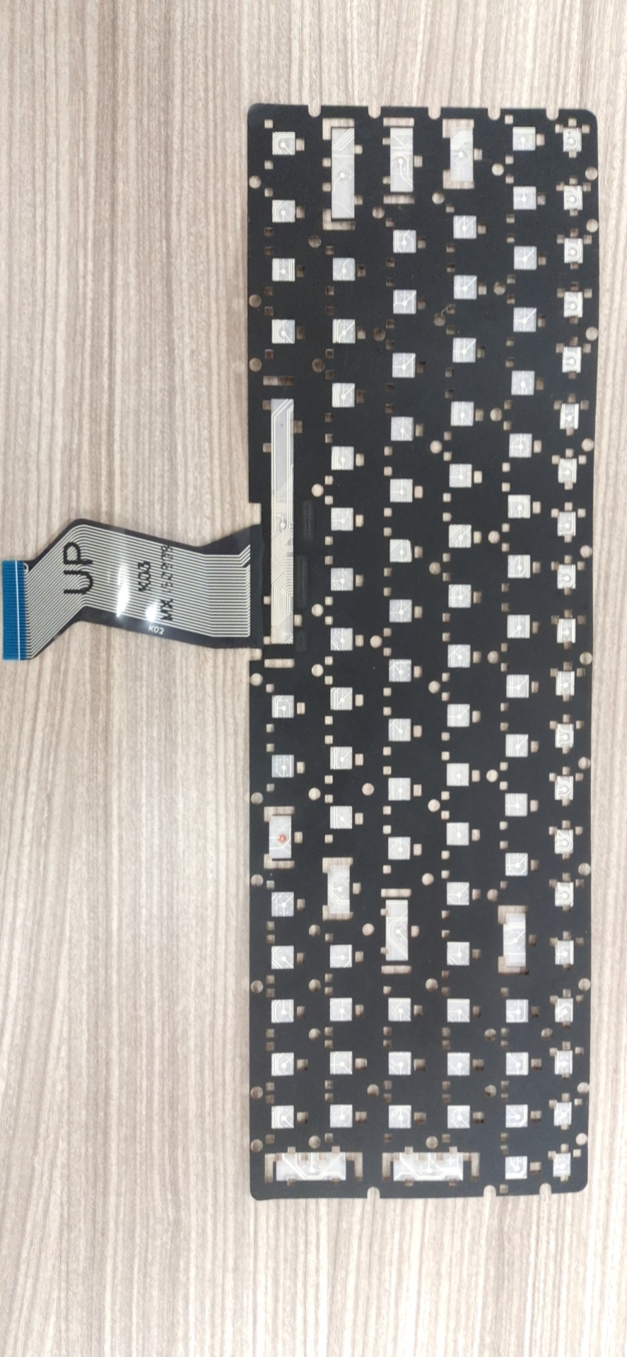 矽膠粘PET用什麽膠水好.jpg 矽膠粘PET用什麽膠(jiāo)水(shuǐ)好(hǎo).jpg