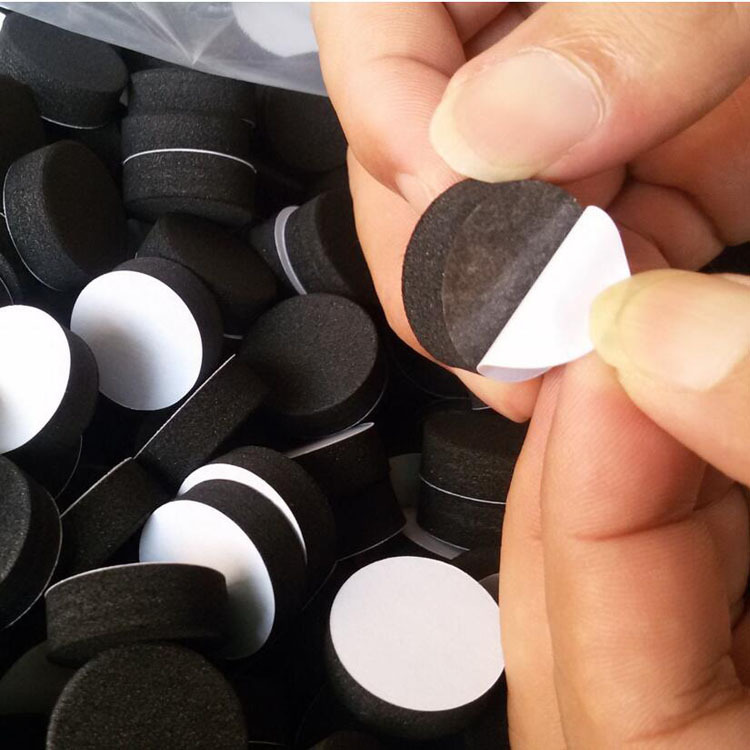 矽膠貼不幹膠如何貼的牢固.jpg 矽膠貼不幹膠如(rú)何貼的牢固.jpg