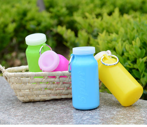 矽膠水杯(bēi)用什麽膠水粘牢固.jpg 矽(guī)膠水杯用什麽膠水粘牢固.jpg