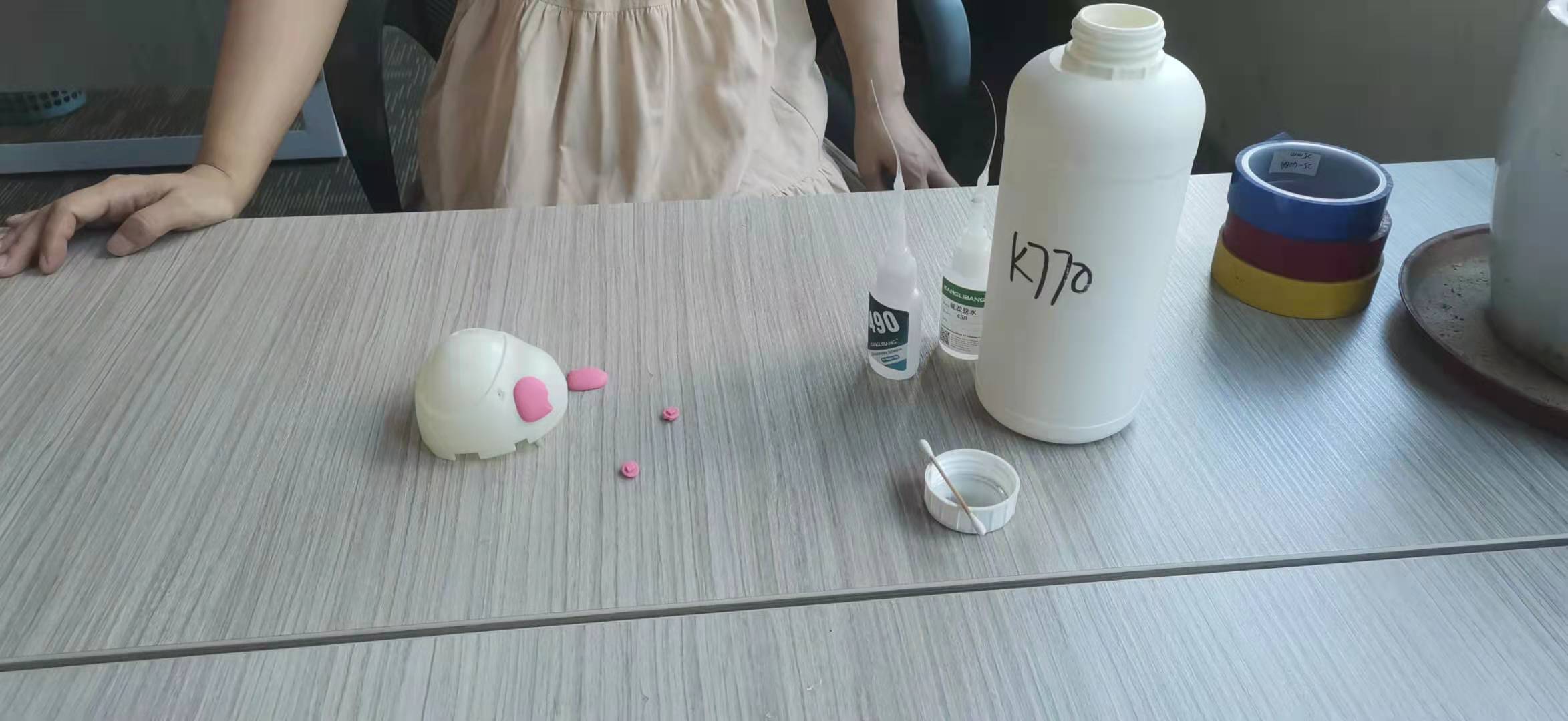 做矽膠暖手寶用什麽膠水.jpg 做矽(guī)膠暖手寶用什麽膠水.jpg