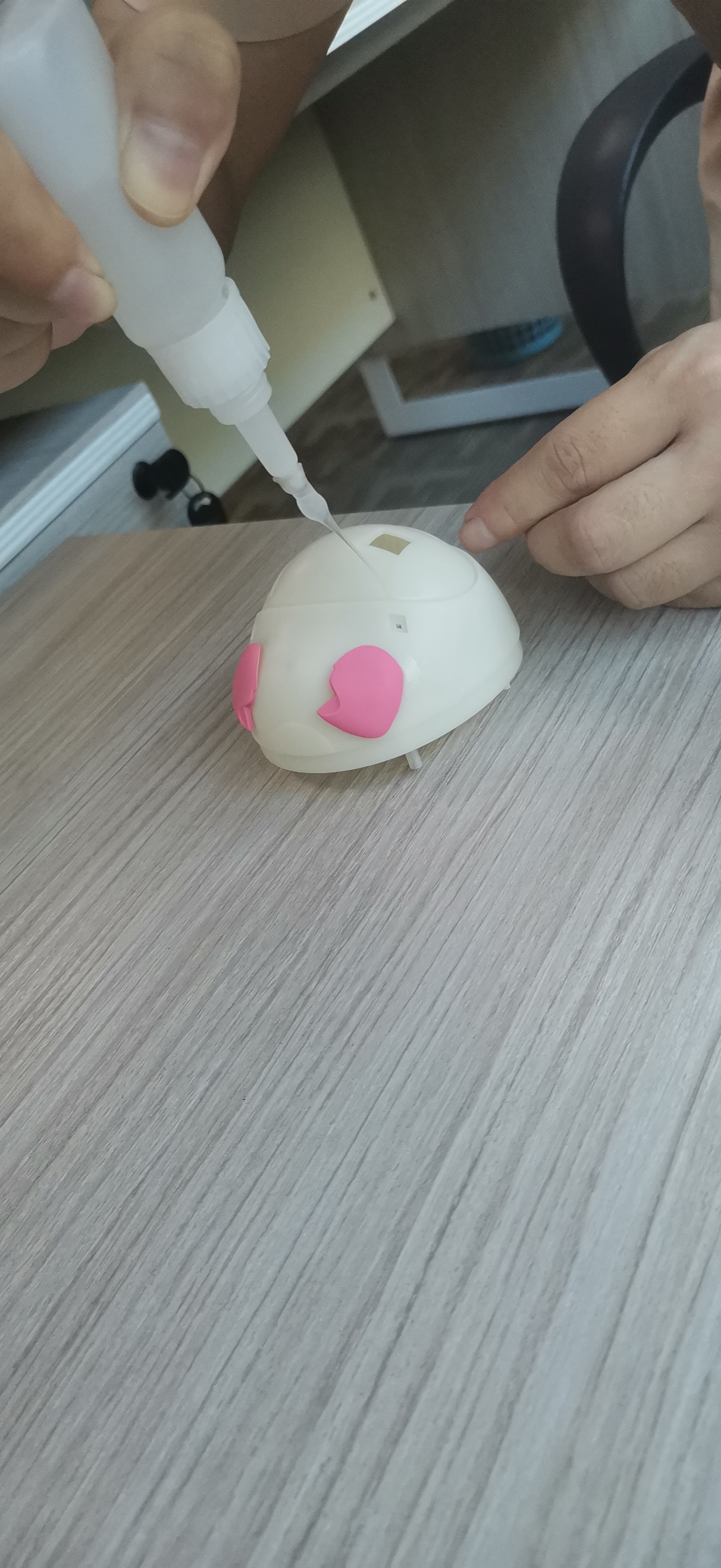 做矽膠暖手寶用什麽膠水.jpg 做矽(guī)膠暖手(shǒu)寶用什(shí)麽膠水.jpg