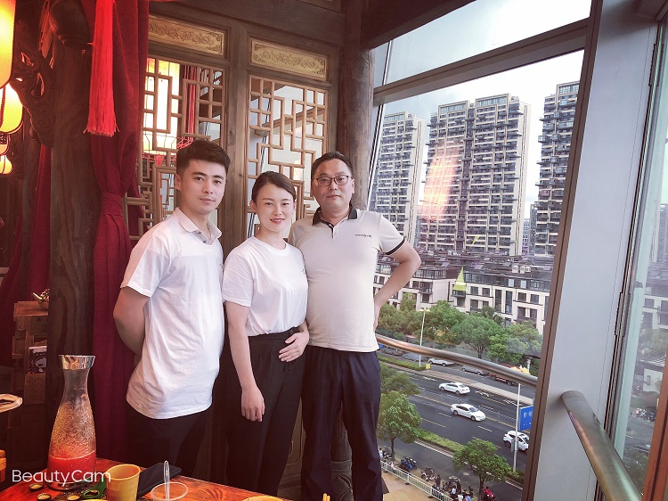 熱烈慶祝深圳康利(lì)邦11周年慶.jpg 熱(rè)烈慶祝深圳康利邦11周年慶.jpg